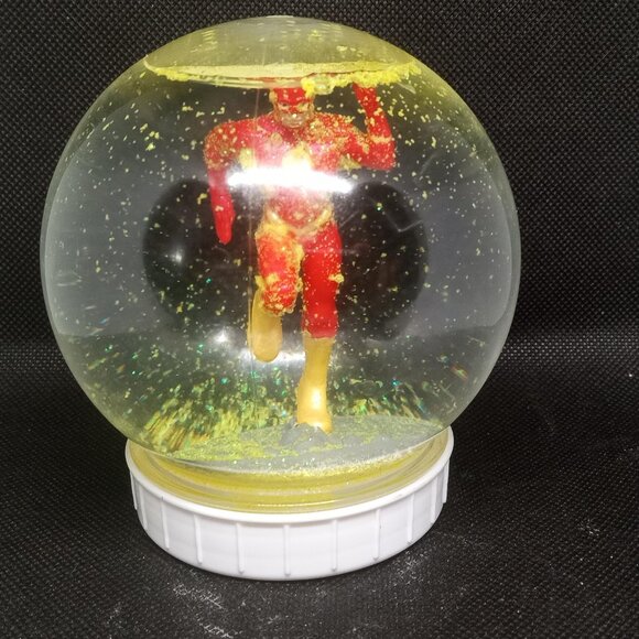 Handmade The Flash Snow Globe - Picture 1 of 6
